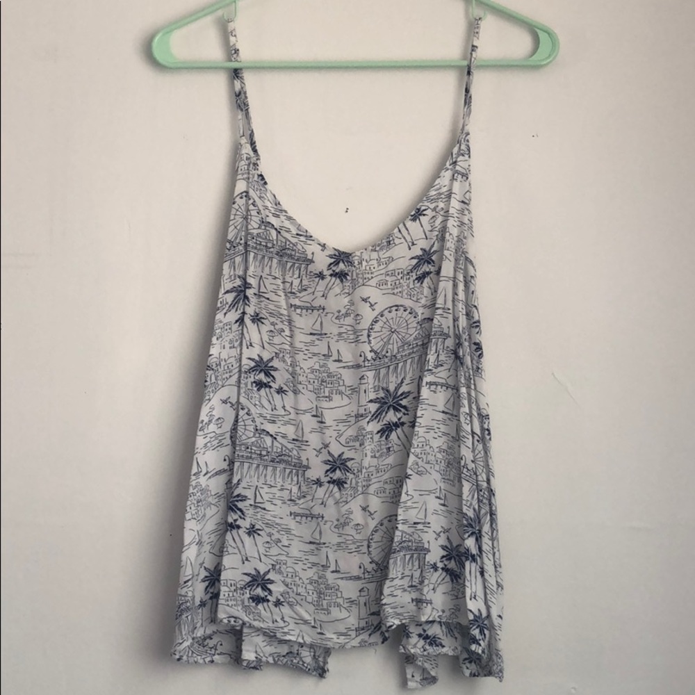 Old Navy spaghetti strap shirt